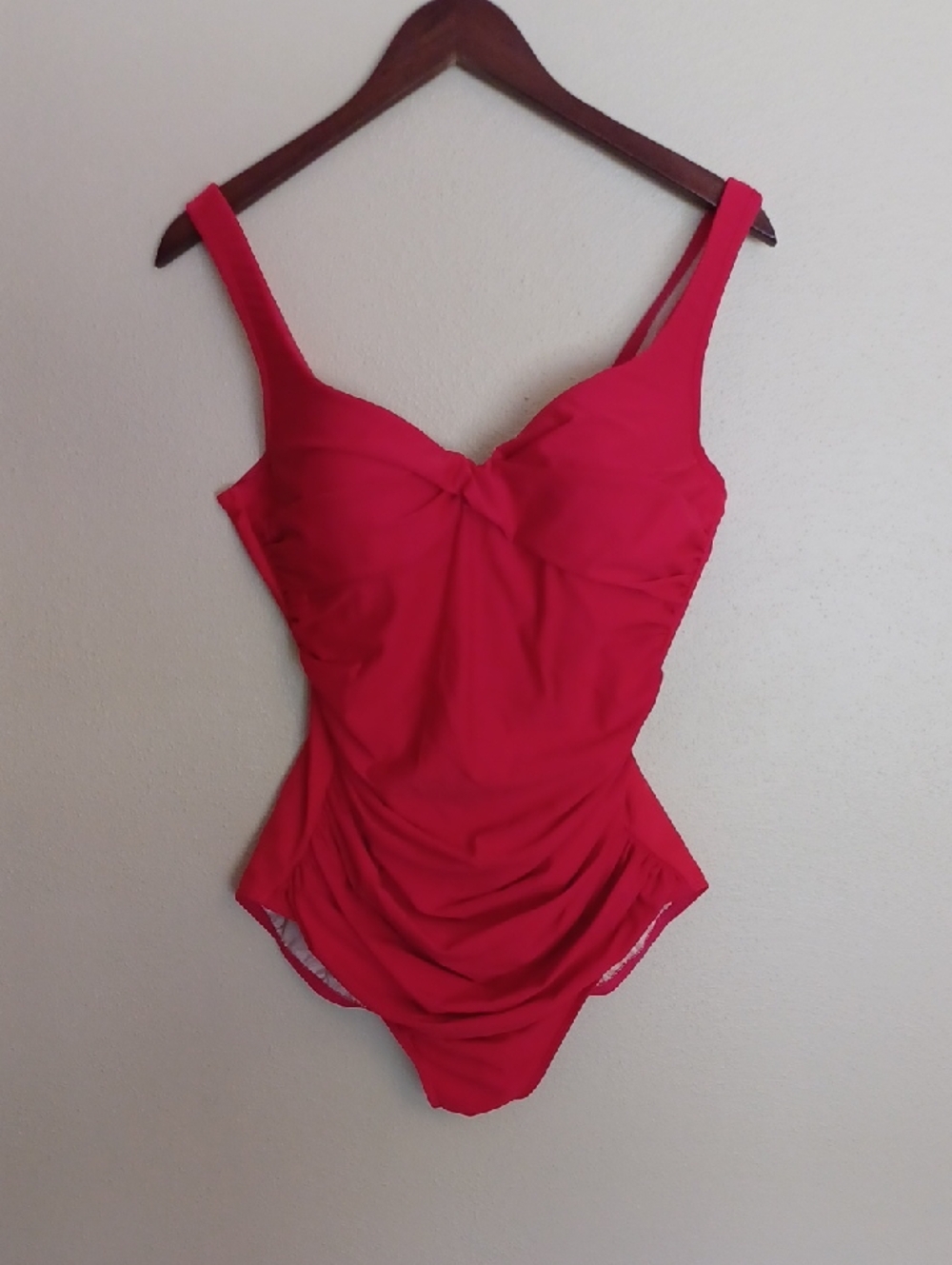 Miraclesuit Rock Solid Wrapsody Shaping Swimsuit One Piece Plus Size 14 Red